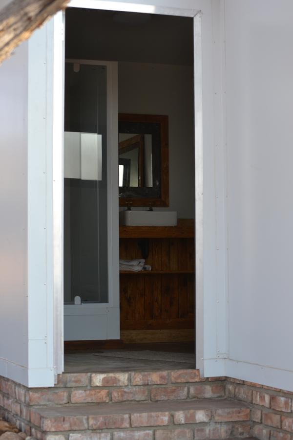 Tana Safaris Bush Camp Hotel Otjiwarongo Exterior photo
